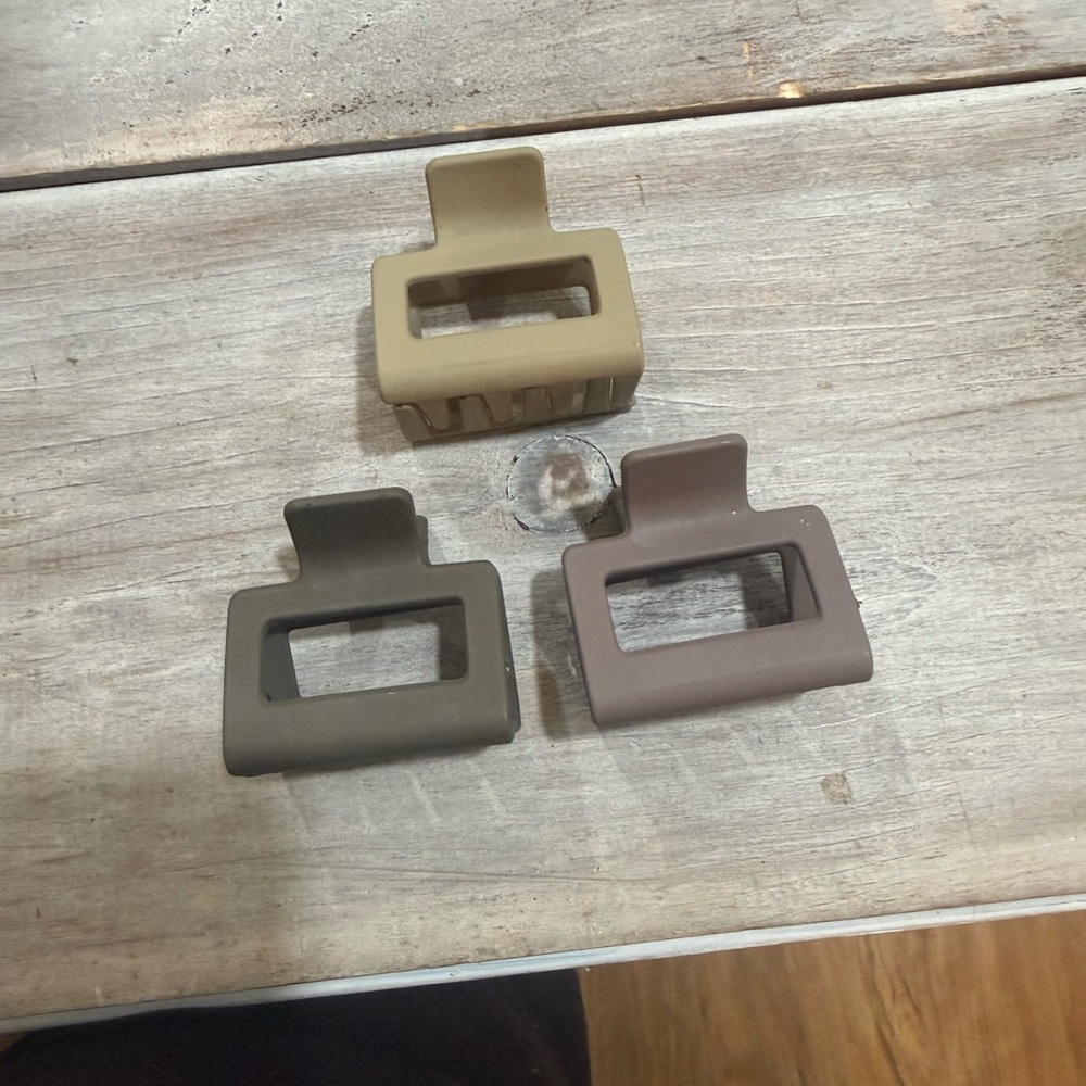 Set of Three Neutral Hair Clips